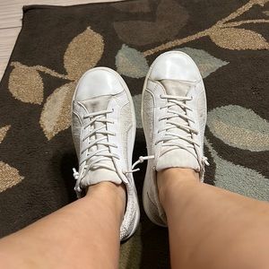 Women’s hey dudes size 9